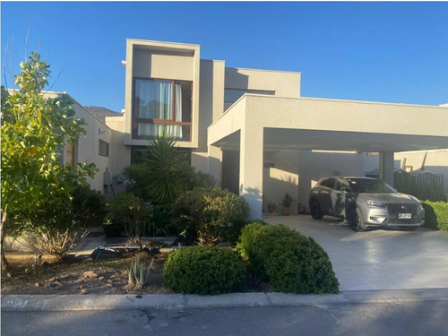 Venta Casa NO 4D en suite Walk-in cl&oacute;set 4B 3E 1B Los Trapenses - Lo Barnechea