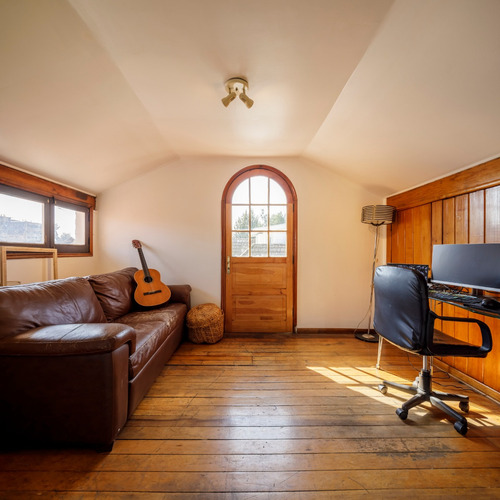 Arriendo Casa NO 4D en suite Walk-in cl&oacute;set 3B 3E 1B Metro Bilbao - Providencia