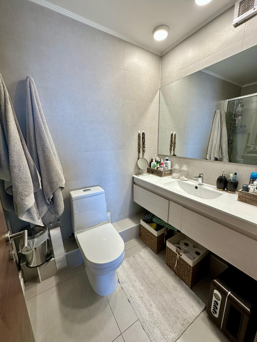 Venta Departamento P 2D en suite Walk-in cl&oacute;set 2B 2E 1Bd Puente Nuevo - Lo Barnechea