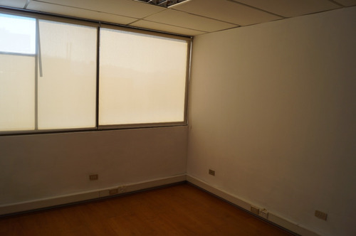 Arriendo Oficina N 2B 3E Pedro de Valdivia - Providencia