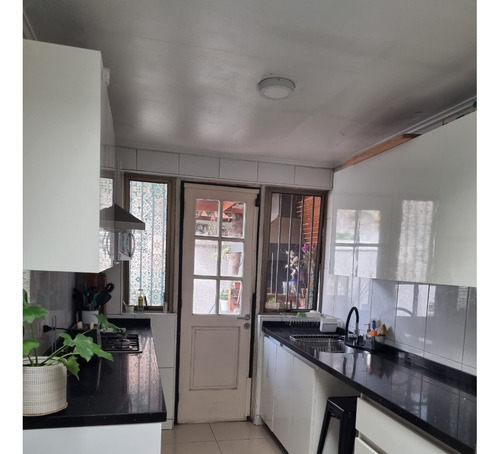 Arriendo Casa N 3D en suite 2B 2E 1B Metro Pr&iacute;ncipe de Gales - Country Club - La Reina