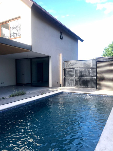 Venta Casa NO 6D en suite Walk-in cl&oacute;set 5B 2E 1B La Reina Alta - La Reina