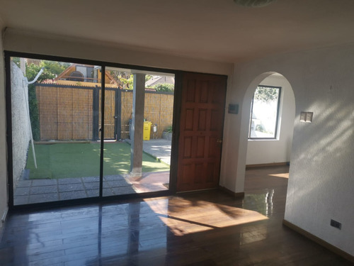 Arriendo Casa 4D 3B 1E 1B  - Las Condes