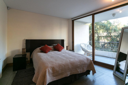 Venta Departamento O 1D en suite 1B 1E 1B Barrio El Golf - Las Condes