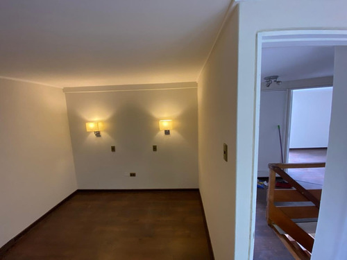 Arriendo Casa 3D 3B 1E  - La Reina