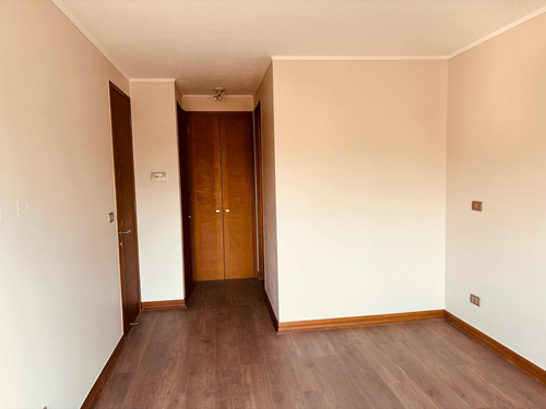 Arriendo Departamento 2D 2B 1E 1B Metro Hernando de Magallanes - Las Condes