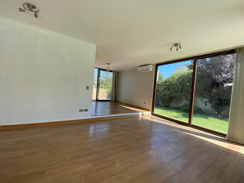 Arriendo Casa 3D 4B 2E 1B Chicureo - Colina