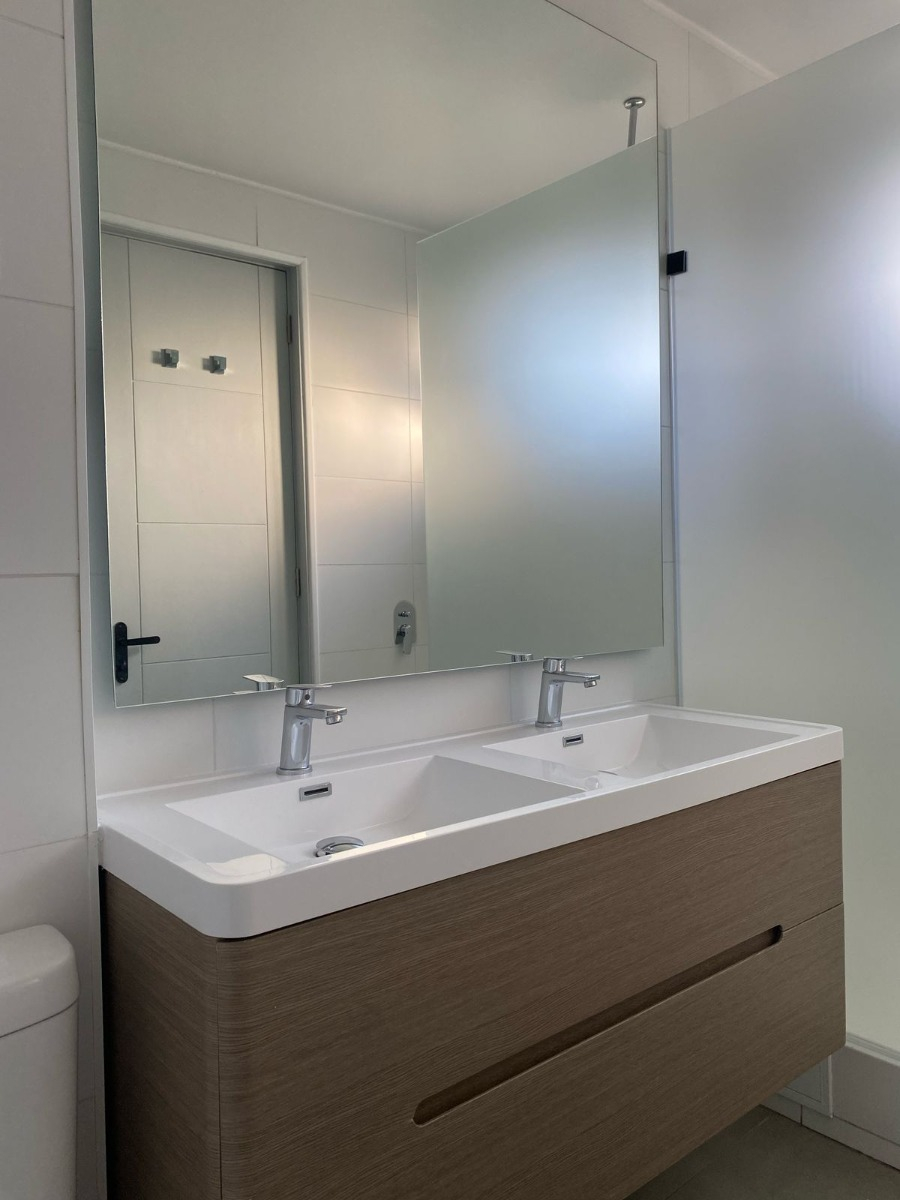 Venta Casa NO 3D en suite Walk-in cl&oacute;set 3B 2E 1Bd Estoril - Las Condes