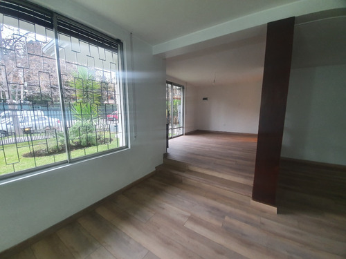 Venta Casa NOSP 5D en suite 4B 2E 1B Los Dominicos - Las Condes