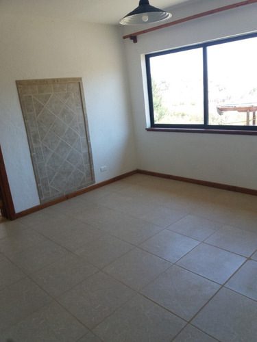 Arriendo Casa NOSP 4D en suite Walk-in cl&oacute;set 4B 8E 1B Casas de Chacabuco - Colina