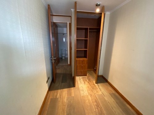 Arriendo Departamento P 2D en suite 2B 1E 1B Metro Escuela Militar - Las Condes