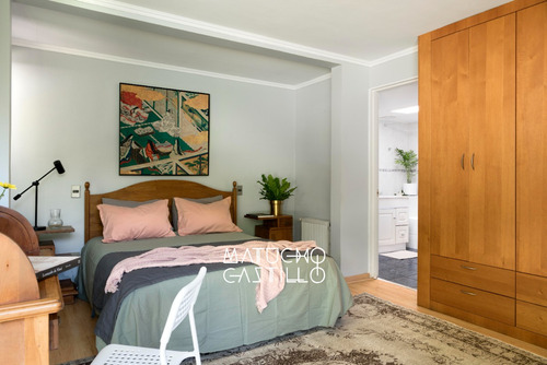 Venta Casa NOSP 4D en suite Walk-in cl&oacute;set 4B 2E 1B Carlos Ossand&oacute;n - La Reina