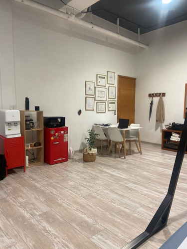 Arriendo Oficina 1B 1E 1B Villa El Dorado - Vitacura