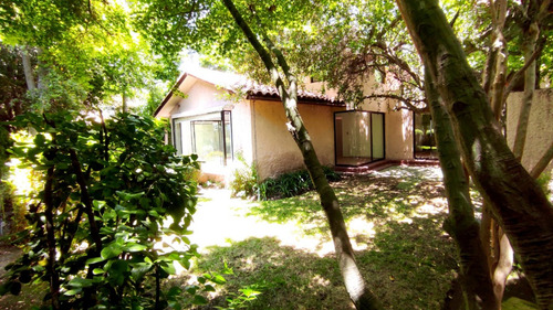 Arriendo Casa N 5D en suite Walk-in cl&oacute;set 4B 3E 2B La Dehesa - Lo Barnechea