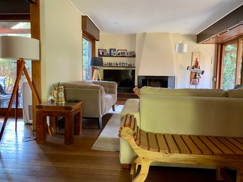 Arriendo Casa NO 4D en suite Walk-in cl&oacute;set 3B 2E 1B Sebasti&aacute;n Elcano - Las Condes