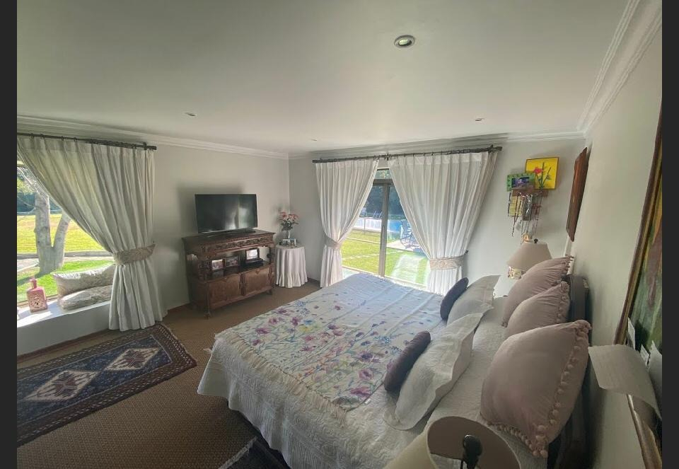 Venta Casa NOSP 5D en suite Walk-in cl&oacute;set 5B 10E 1Bd Chicureo - Colina