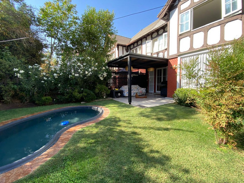 Arriendo Casa 4D 4B 2E 1B Borde R&iacute;o - Casa Piedra - Vitacura