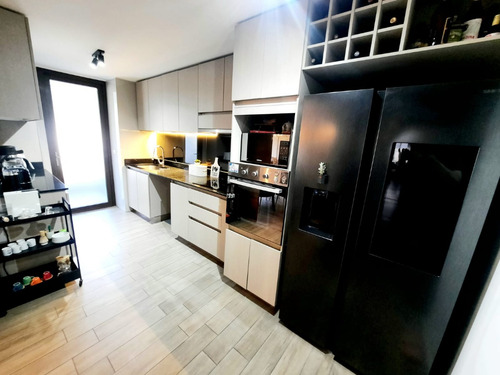 Venta Departamento O 3D en suite Walk-in cl&oacute;set 3B 2E 1B Campus Oriente - Providencia