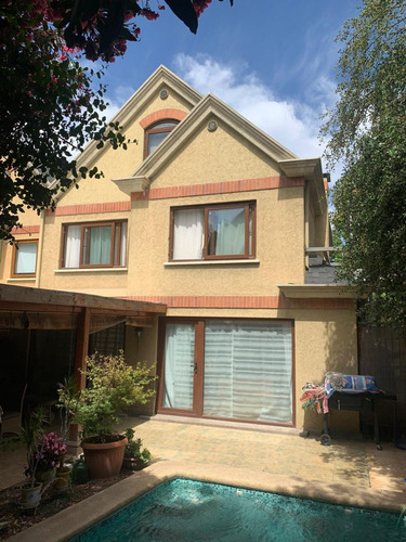 Venta Casa 5D en suite Walk-in cl&oacute;set 5B 2E San Carlos de Apoquindo - Las Condes