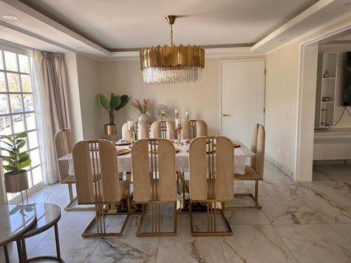 Arriendo Casa NO 4D en suite Walk-in cl&oacute;set 6B 2E 1B Los Dominicos - Las Condes