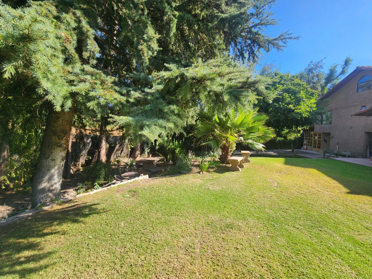 Venta Casa NO 6D en suite Walk-in cl&oacute;set 5B 6E 2Bd El Huinganal - Lo Barnechea