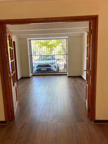 Arriendo Oficina 4B 3E 1B Barrio El Golf - Las Condes