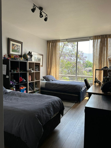 Venta Departamento O 4D en suite Walk-in cl&oacute;set 3B 2E 1B Borde R&iacute;o - Casa Piedra - Vitacura