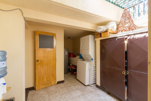 Venta Casa NO 6D en suite Walk-in cl&oacute;set 3B 2E 1B Parque Arauco - Las Condes