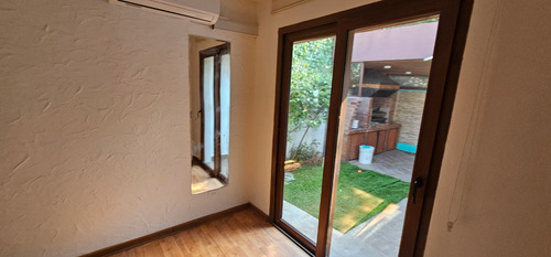 Arriendo Casa NO 5D en suite 3B 2E 1B Alto Las Condes - Las Condes