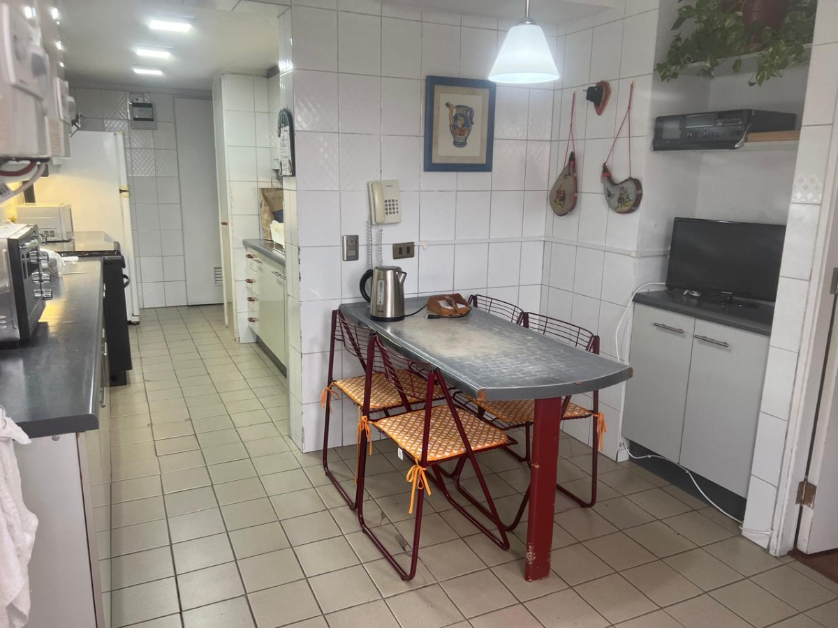 Venta Departamento NO 4D en suite Walk-in cl&oacute;set 3B 1E 1Bd Alto Las Condes - Las Condes