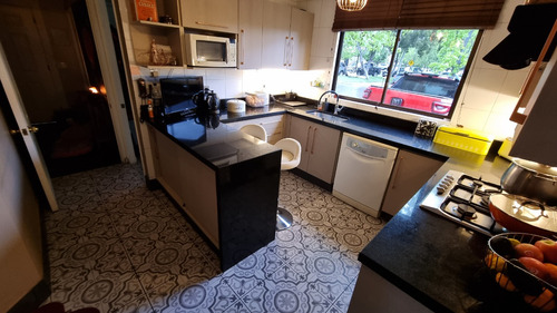 Venta Casa N 5D en suite Walk-in cl&oacute;set 5B 3E 1B San Carlos de Apoquindo - Las Condes