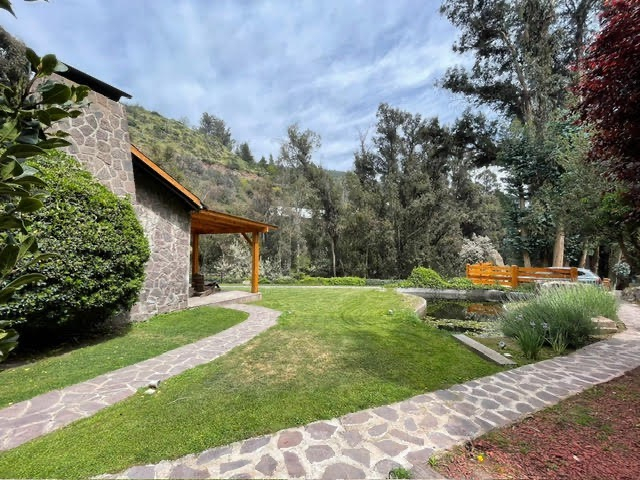 Venta Casa SO 4D en suite Walk-in cl&oacute;set 5B 4E 2Bd Camino a Farellones - Lo Barnechea