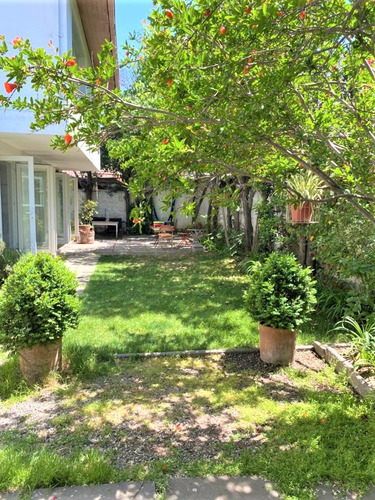 Venta Casa NO 4D Walk-in cl&oacute;set 3B 1E Campus Oriente - Providencia