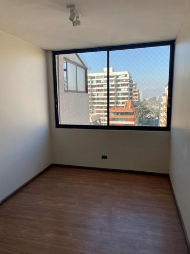 Arriendo Departamento SO 3D en suite 3B 1E 1B Barrio El Golf - Las Condes