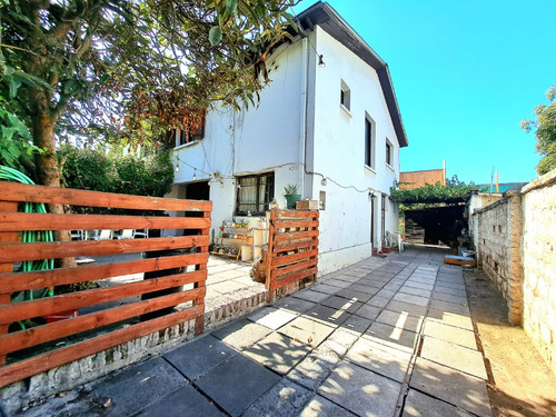 Venta Casa 4D Walk-in cl&oacute;set 2B 3E 1B Vaticano - Las Condes