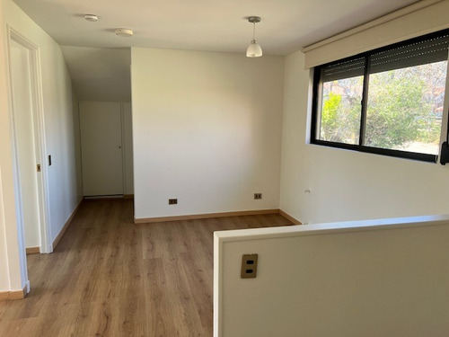 Arriendo Casa NO 6D en suite Walk-in cl&oacute;set 6B 6E 2B San Carlos de Apoquindo - Las Condes