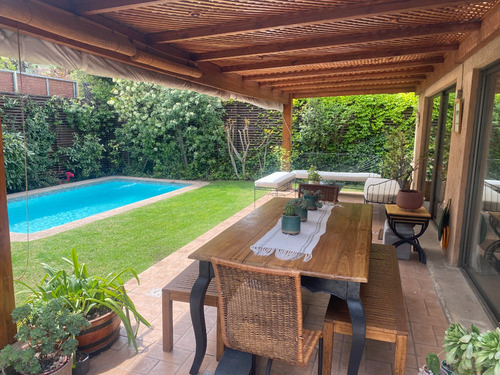 Venta Casa NOSP 4D en suite Walk-in cl&oacute;set 4B 2E 1B San Carlos de Apoquindo - Las Condes