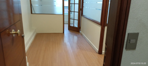 Arriendo Oficina 2B 1E Barrio El Golf - Las Condes