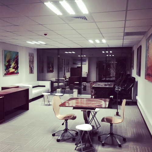 Venta Oficina SO 1B 2E La Dehesa - Lo Barnechea