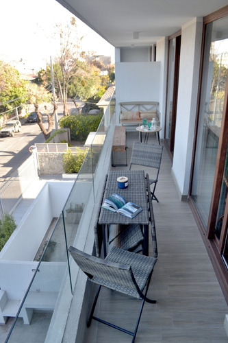 Arriendo Departamento O 2D en suite 2B 1E Metro Hernando de Magallanes - Las Condes