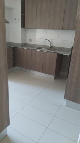 Arriendo Departamento 3D 2B 2E 1B Rotonda Atenas - Las Condes