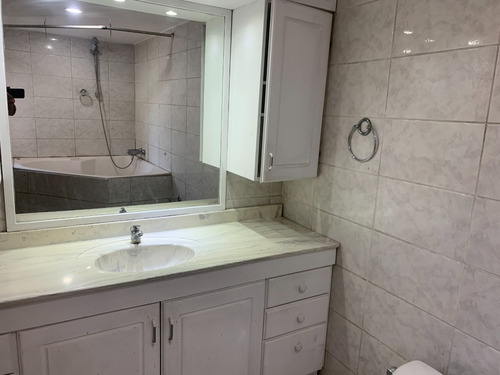 Arriendo Casa 3D 2B 4E 1B Los Leones - Providencia