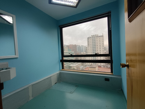Arriendo Oficina SO 3B 1E 2B Metro Tobalaba - Mall Costanera - Providencia