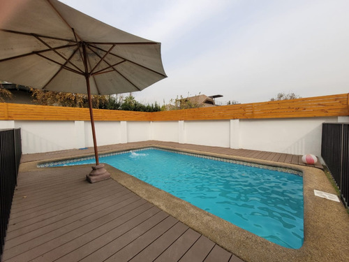 Arriendo Casa 5D en suite Walk-in cl&oacute;set 4B 2E Metro Hernando de Magallanes - Las Condes