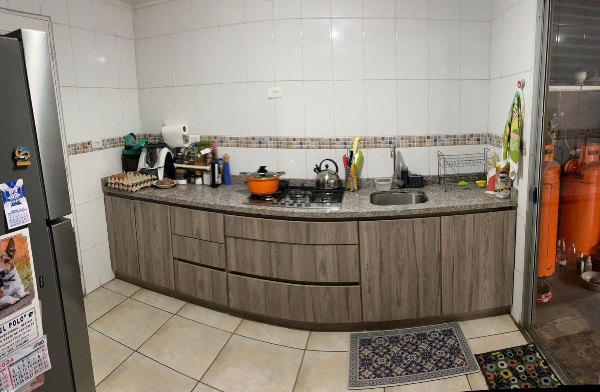 Venta Casa NP 3D en suite 2B 2E 1Bd  - Colina