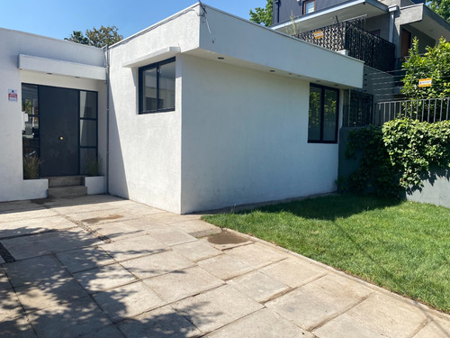 Venta Casa 3D en suite 2B 2E Rotonda Atenas - Las Condes