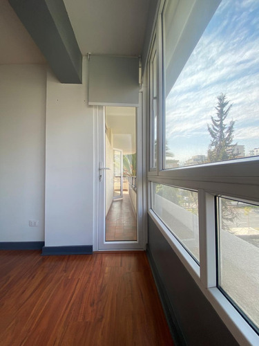 Arriendo Departamento NOSP 3D en suite Walk-in cl&oacute;set 3B 2E 1B Las Lilas - Providencia