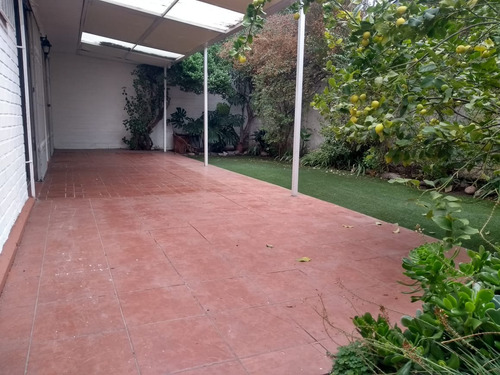 Arriendo Casa NO 4D en suite 3B 3E 2B Estadio Croata - Vitacura