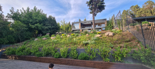 Venta Casa 4D Walk-in cl&oacute;set 4B 4E 1B Santa Mar&iacute;a de Manquehue - Vitacura