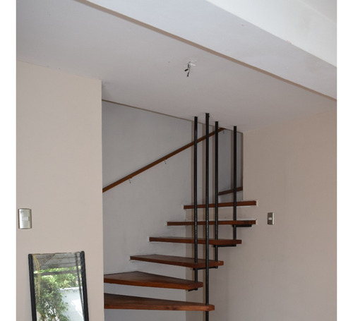 Arriendo Casa SP 3D 2B 2E Metro Hernando de Magallanes - Las Condes